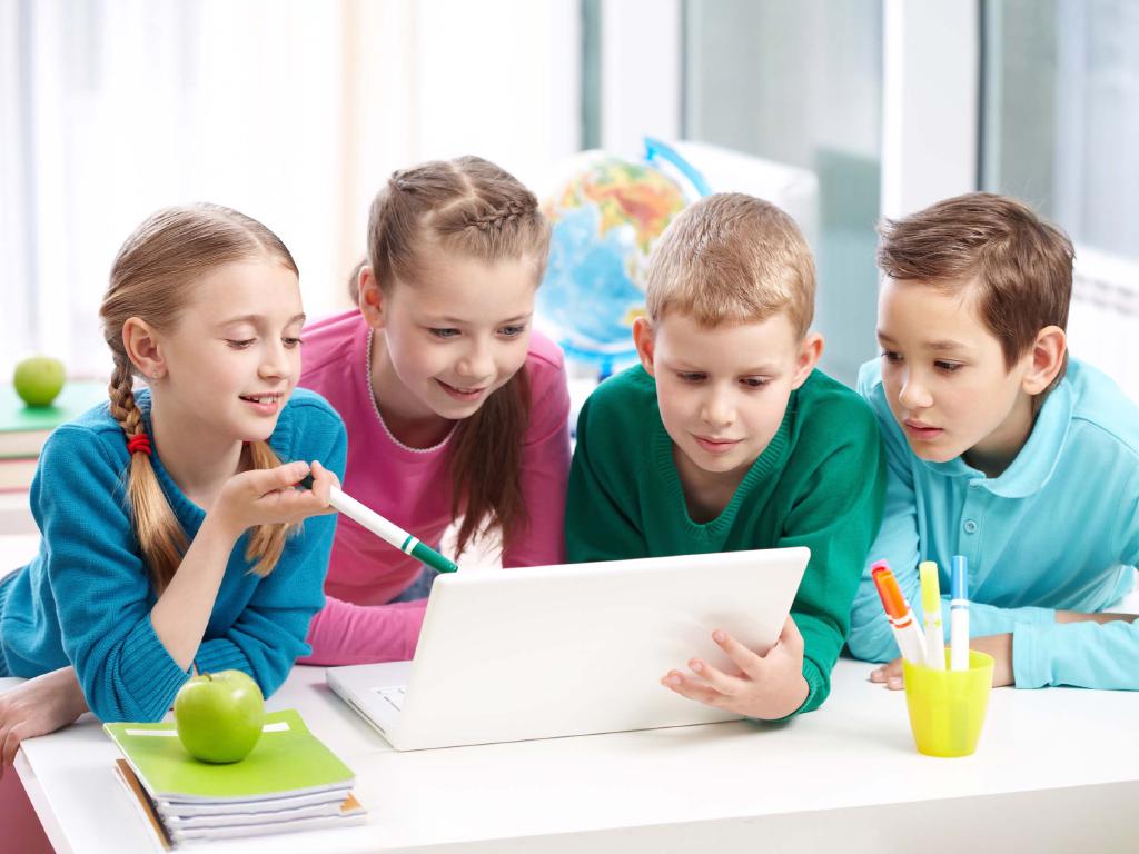 The Benefits of Self-Learning Activities with Screen Time